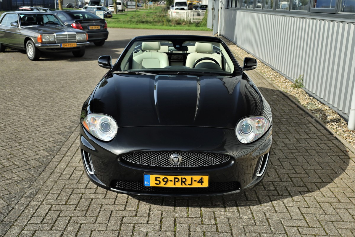 Jaguar XK
