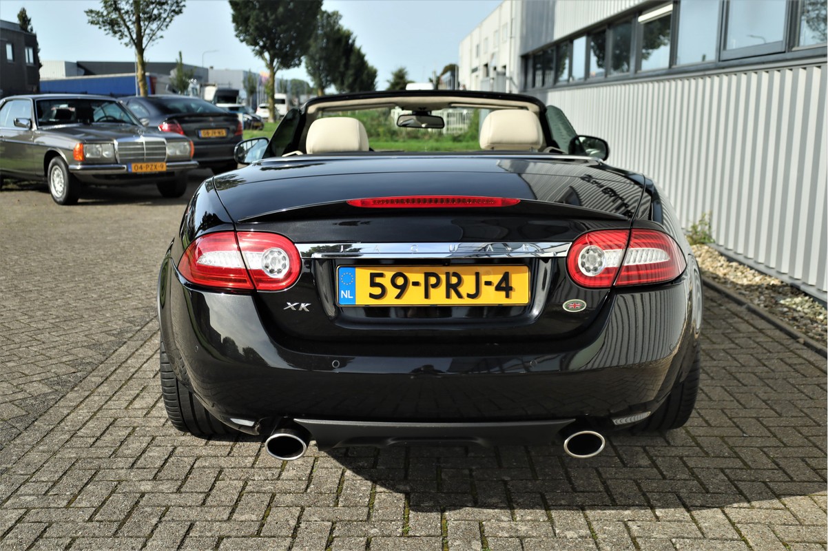 Jaguar XK
