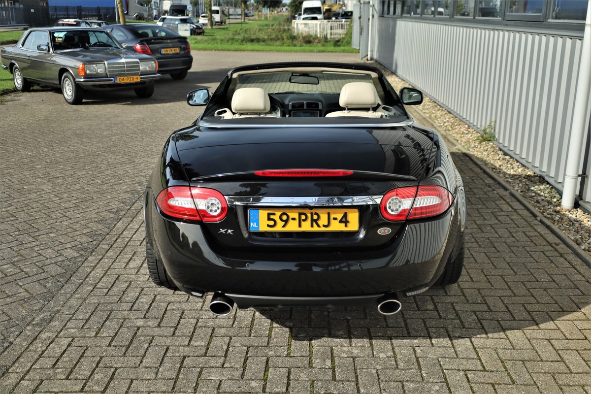 Jaguar XK