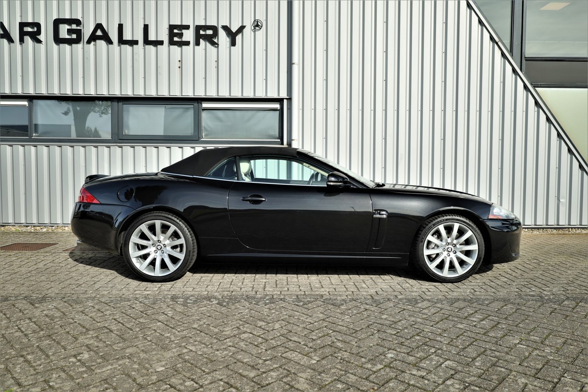 Jaguar XK