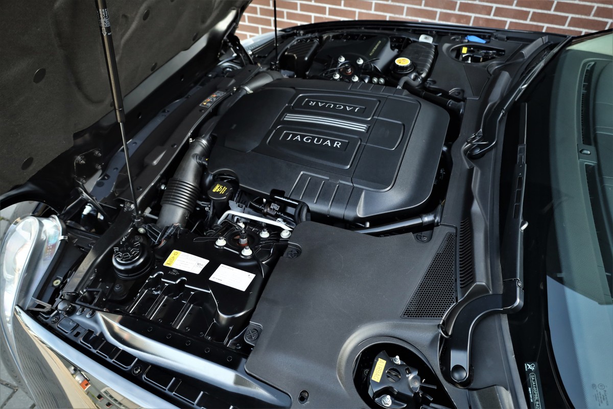Jaguar XK