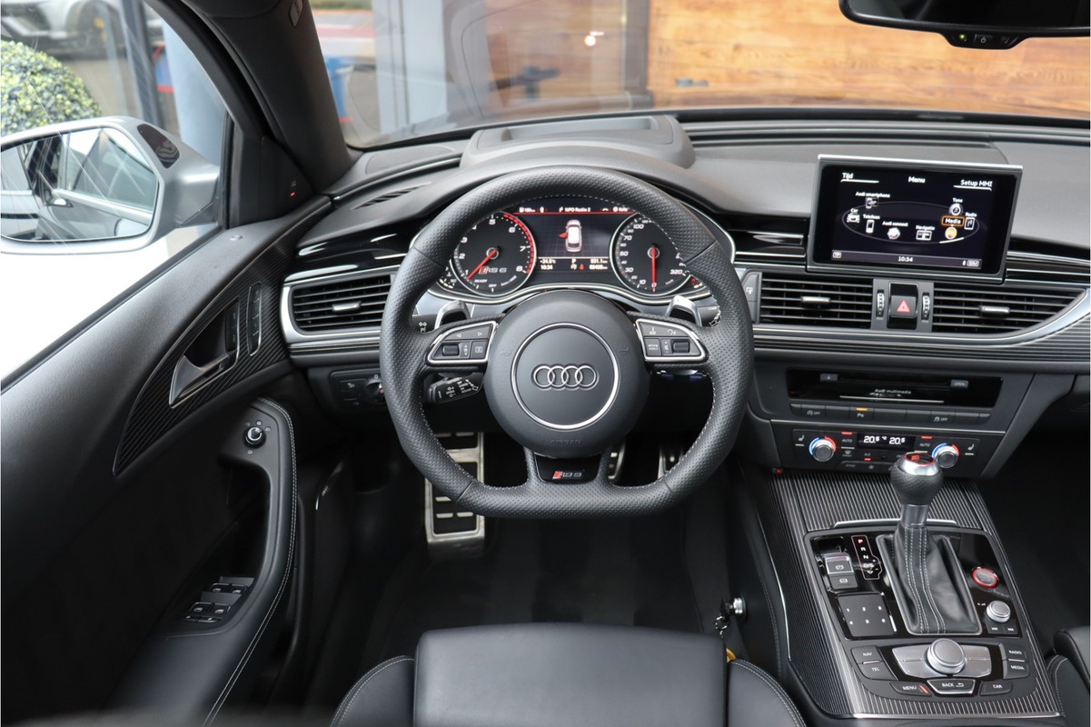 Audi RS6