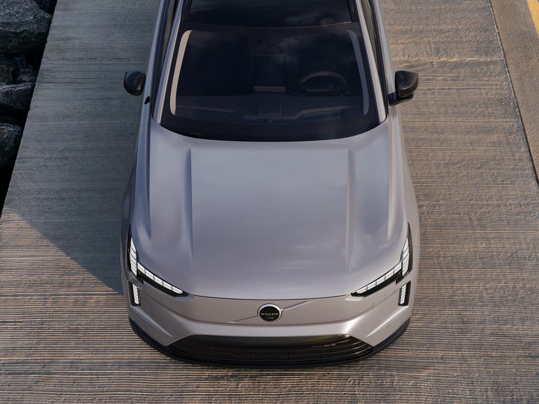 Volvo EX90