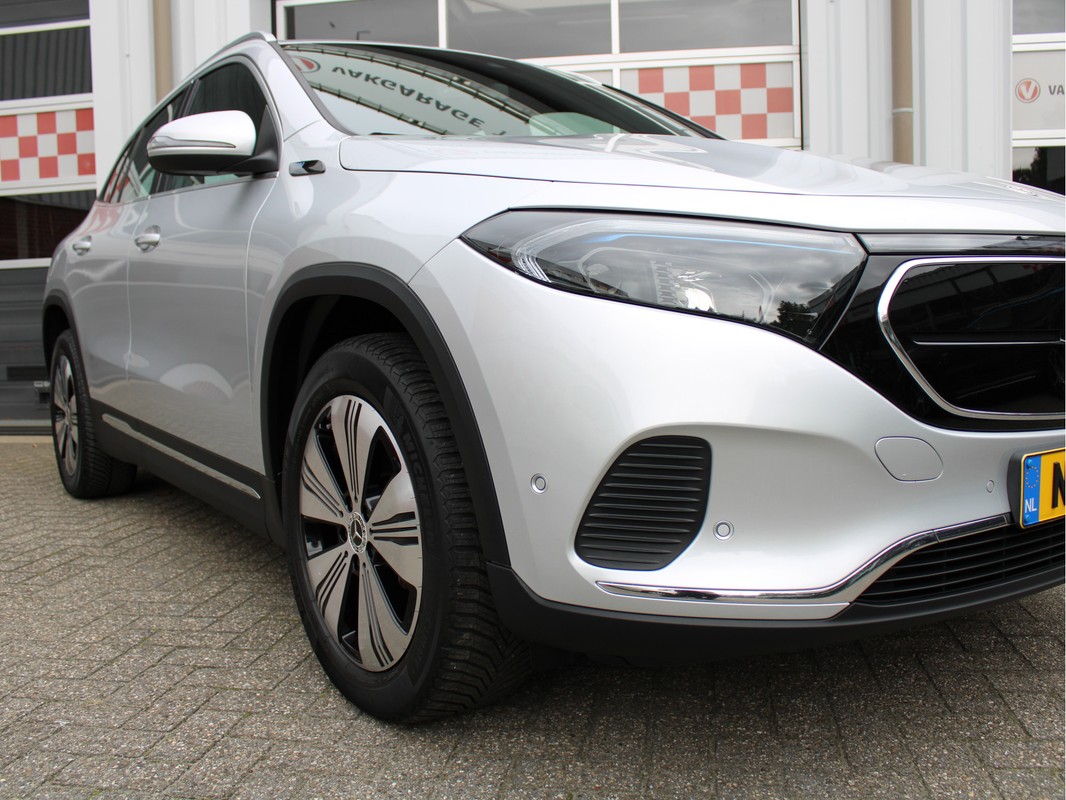 Mercedes-Benz EQA