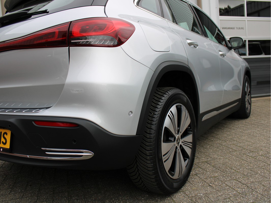 Mercedes-Benz EQA
