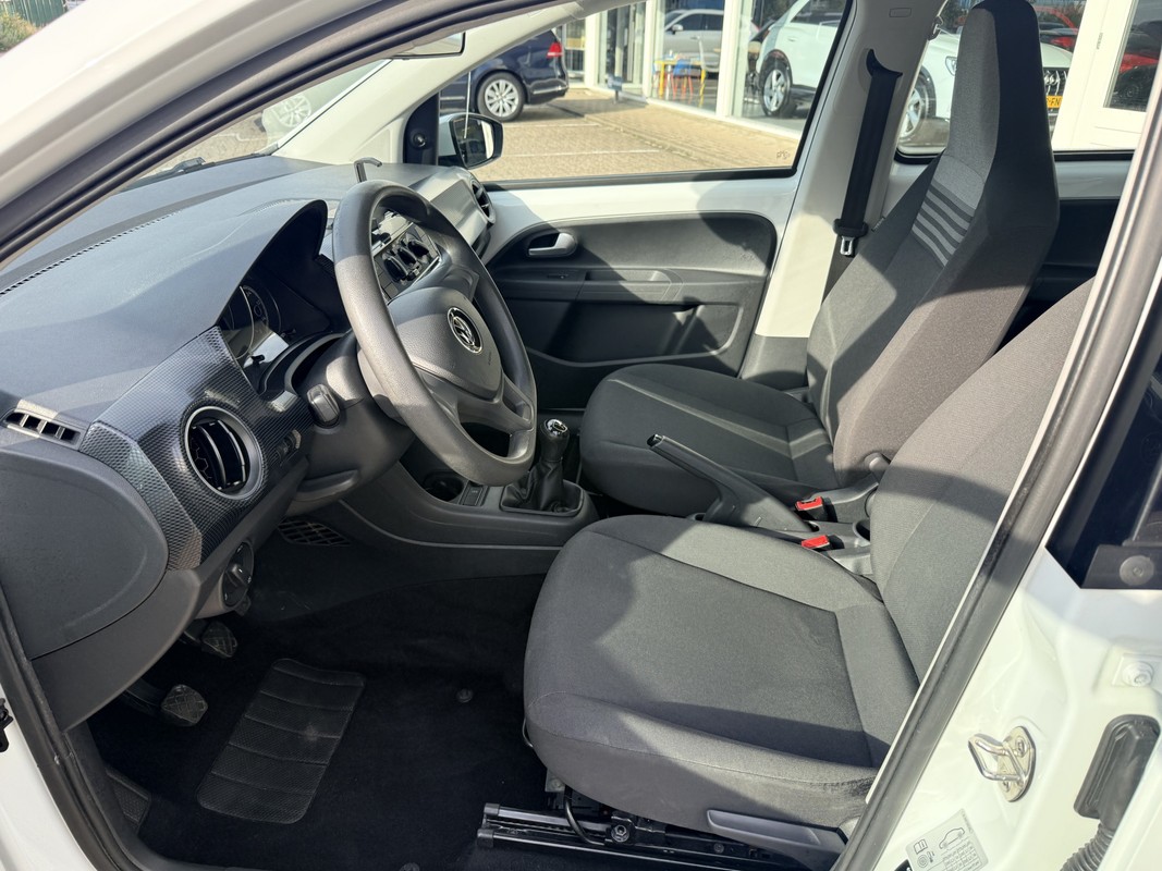Volkswagen up!