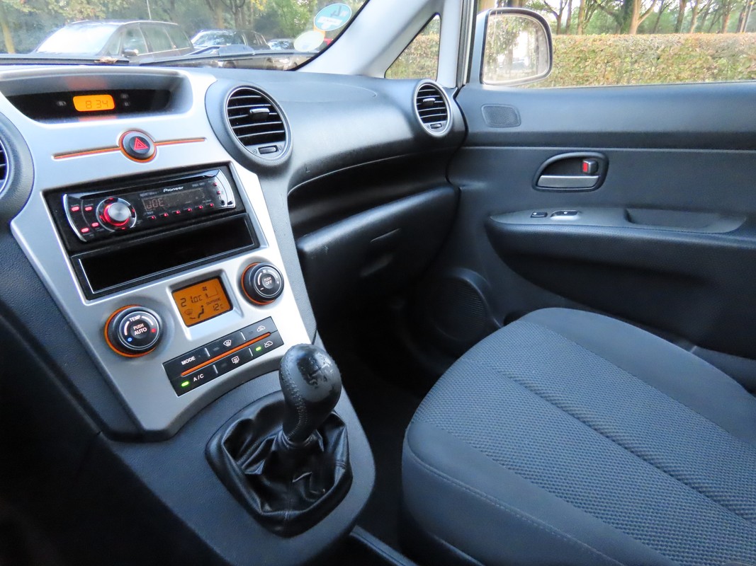 Kia Carens