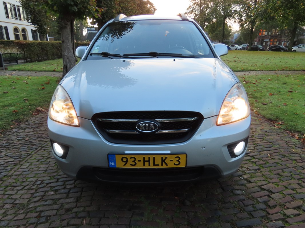 Kia Carens