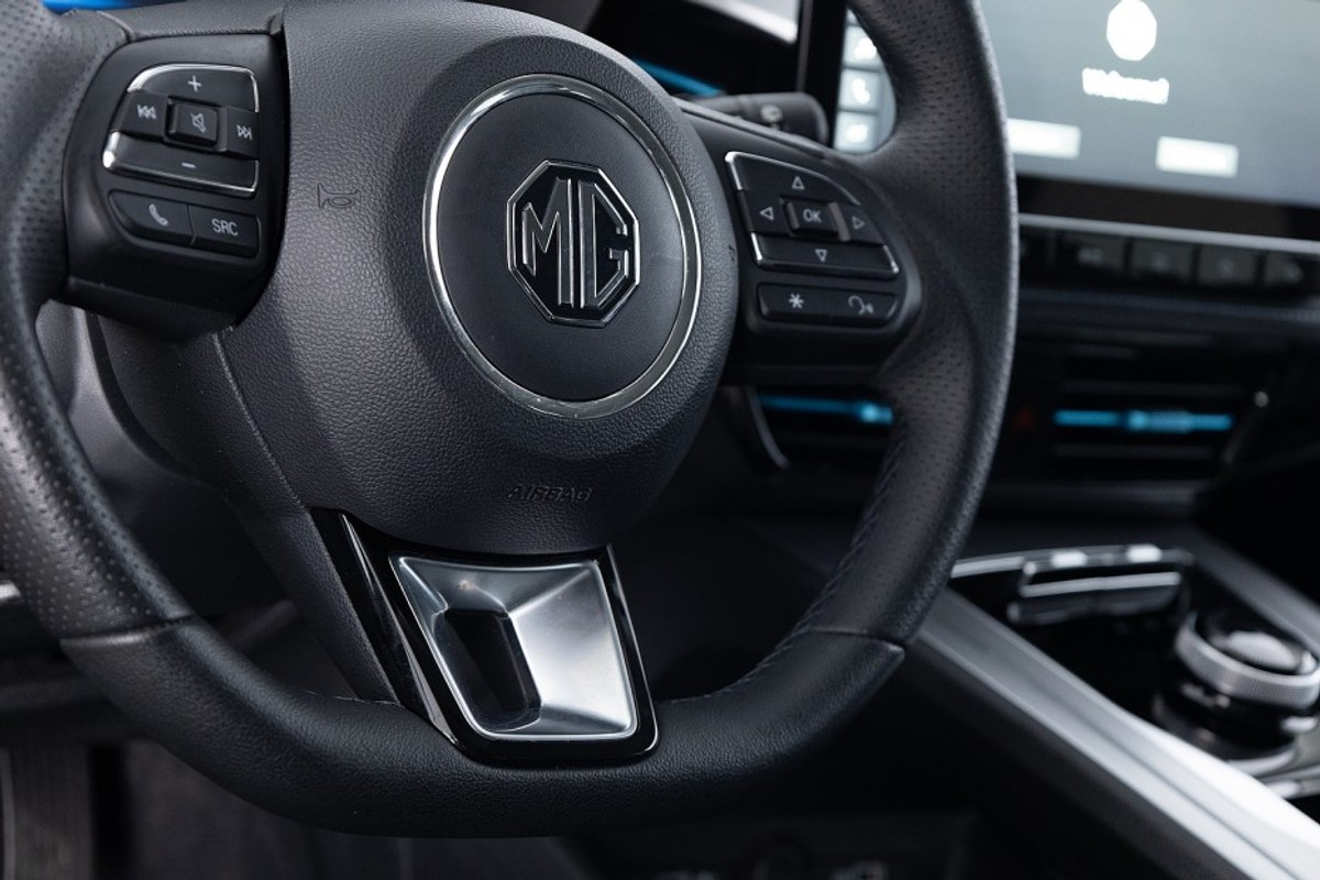 MG MG5