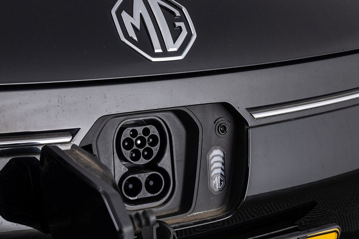 MG MG5