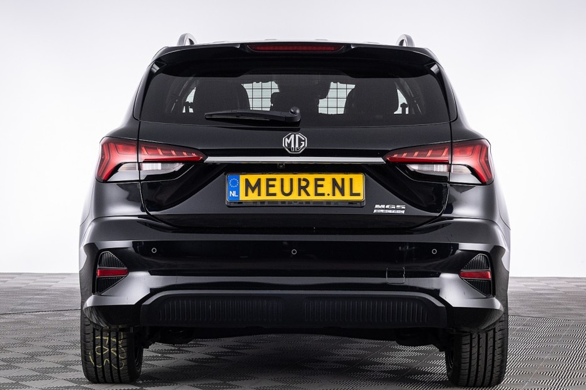 MG MG5