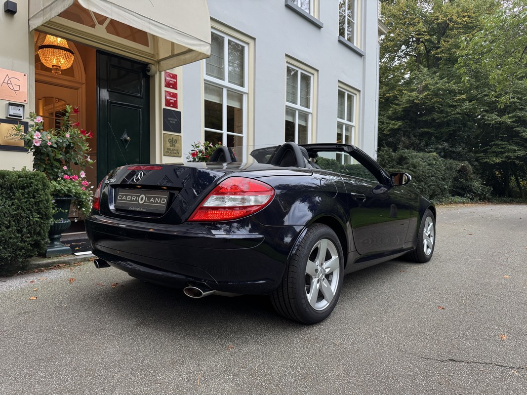 Mercedes-Benz SLK