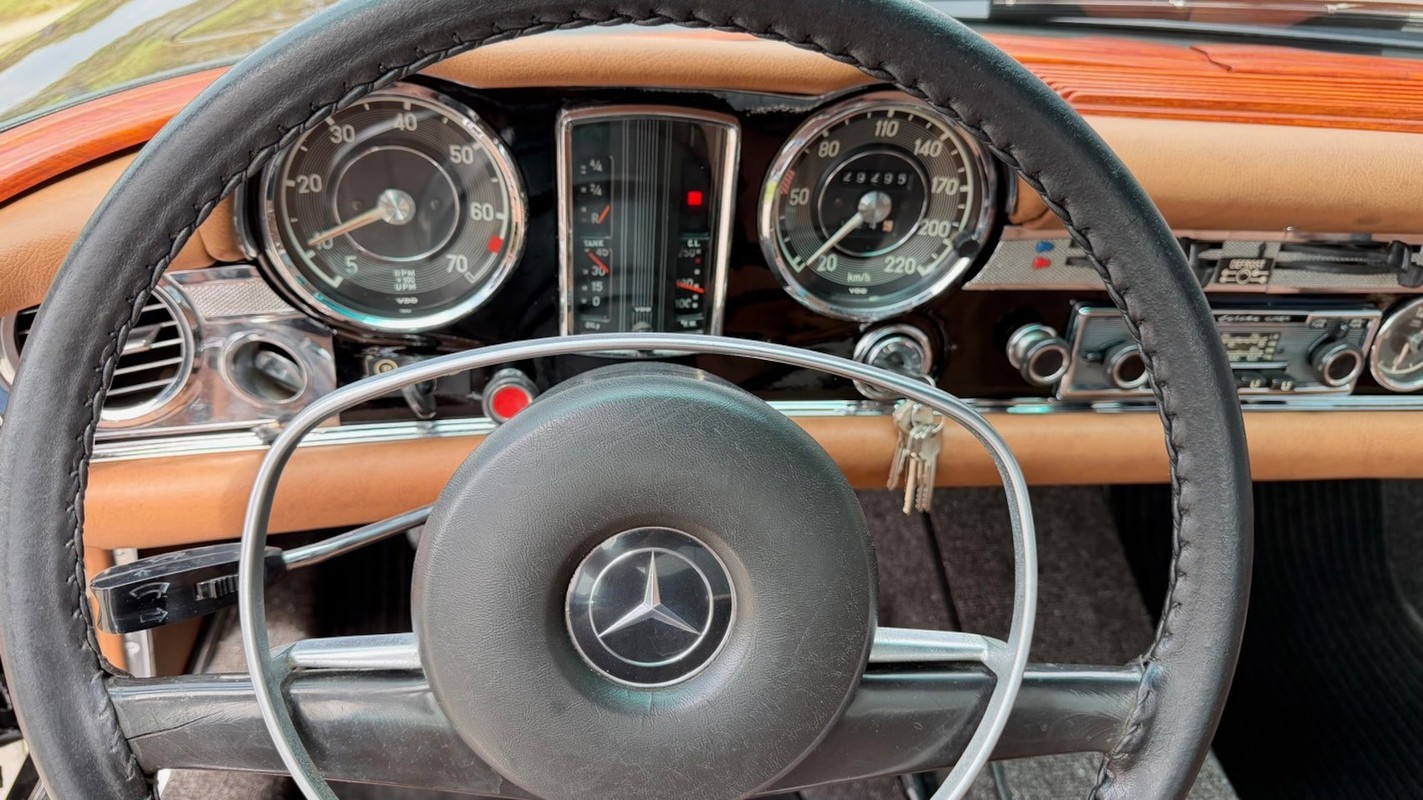 Mercedes-Benz SL