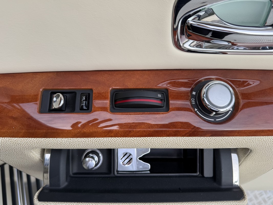 Rolls-Royce Phantom