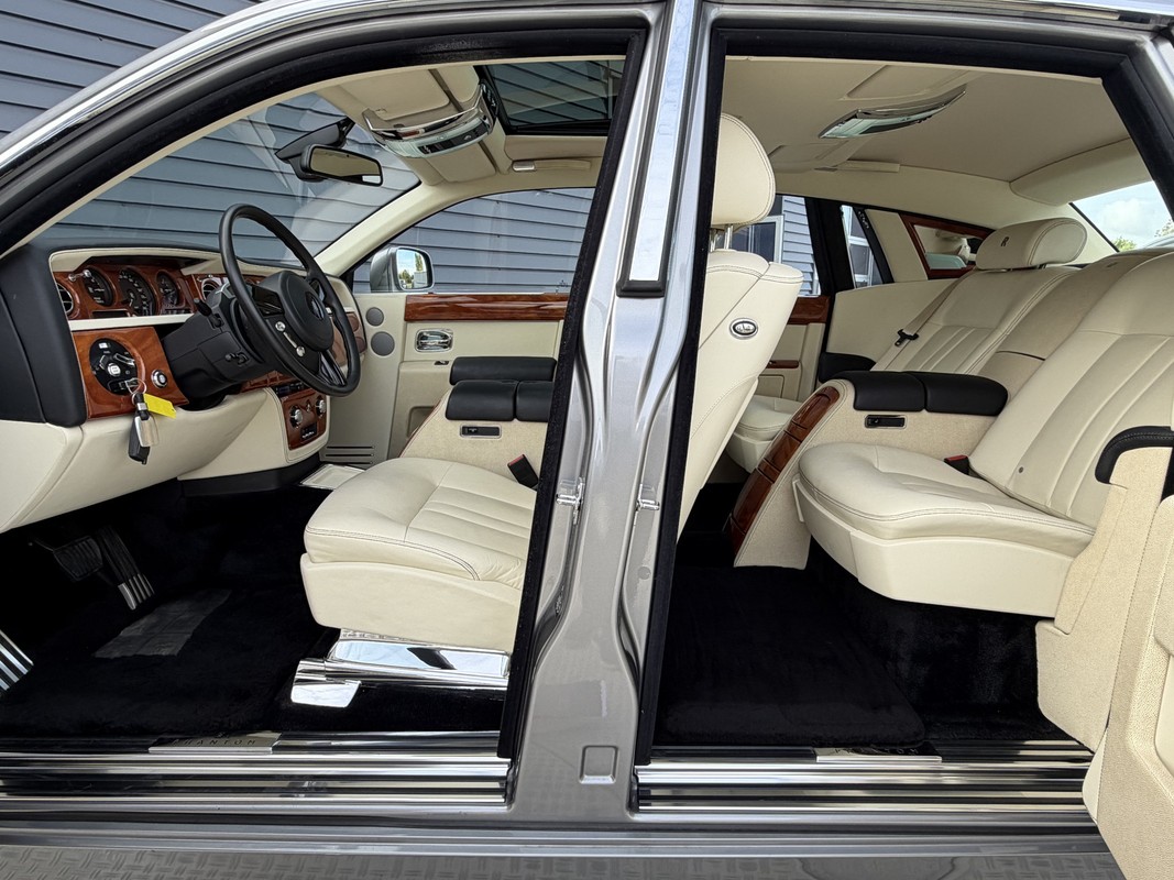 Rolls-Royce Phantom