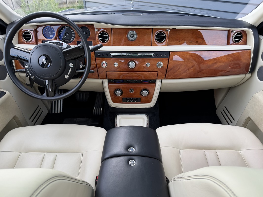 Rolls-Royce Phantom