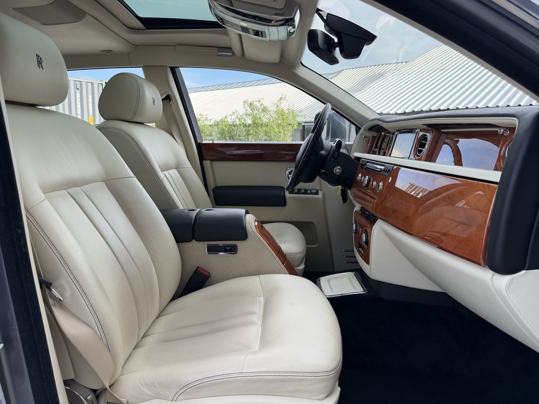 Rolls-Royce Phantom