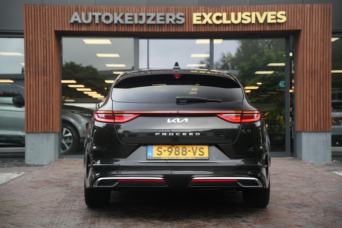 Kia ProCeed
