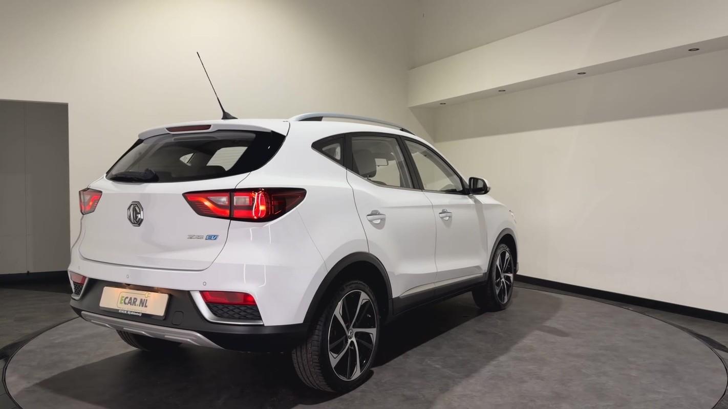 MG ZS EV