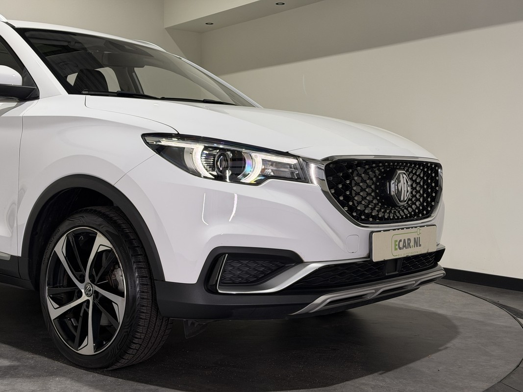 MG ZS EV