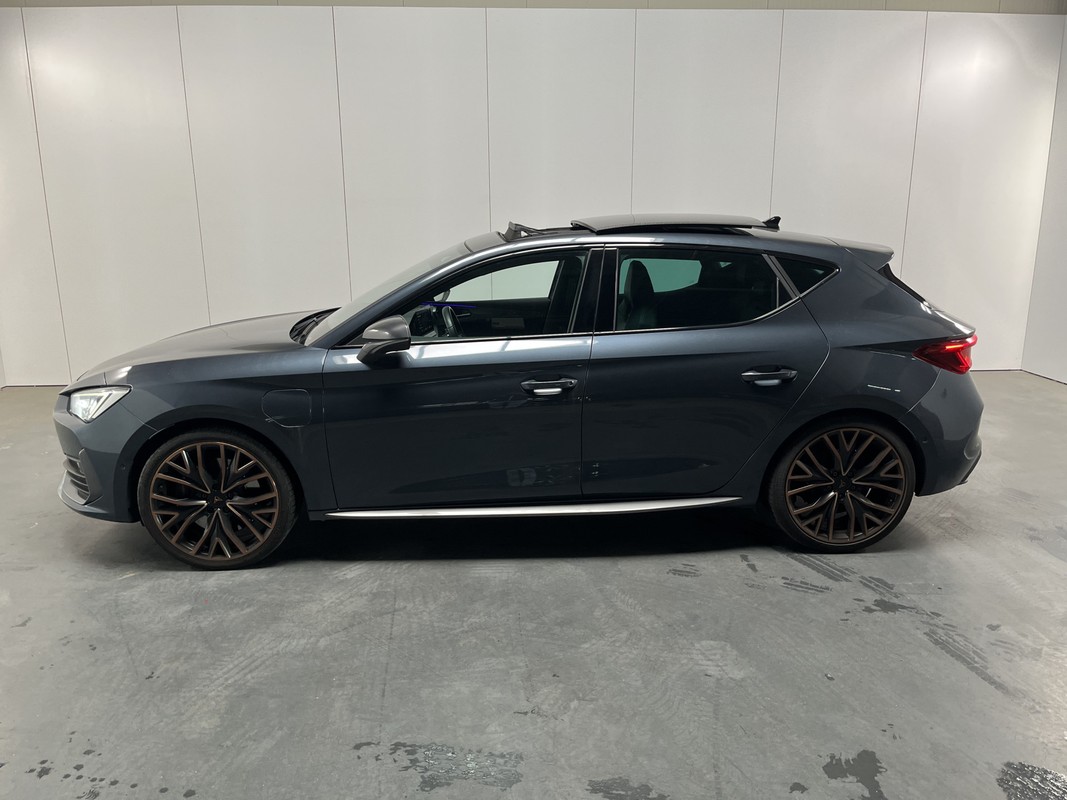 CUPRA Leon