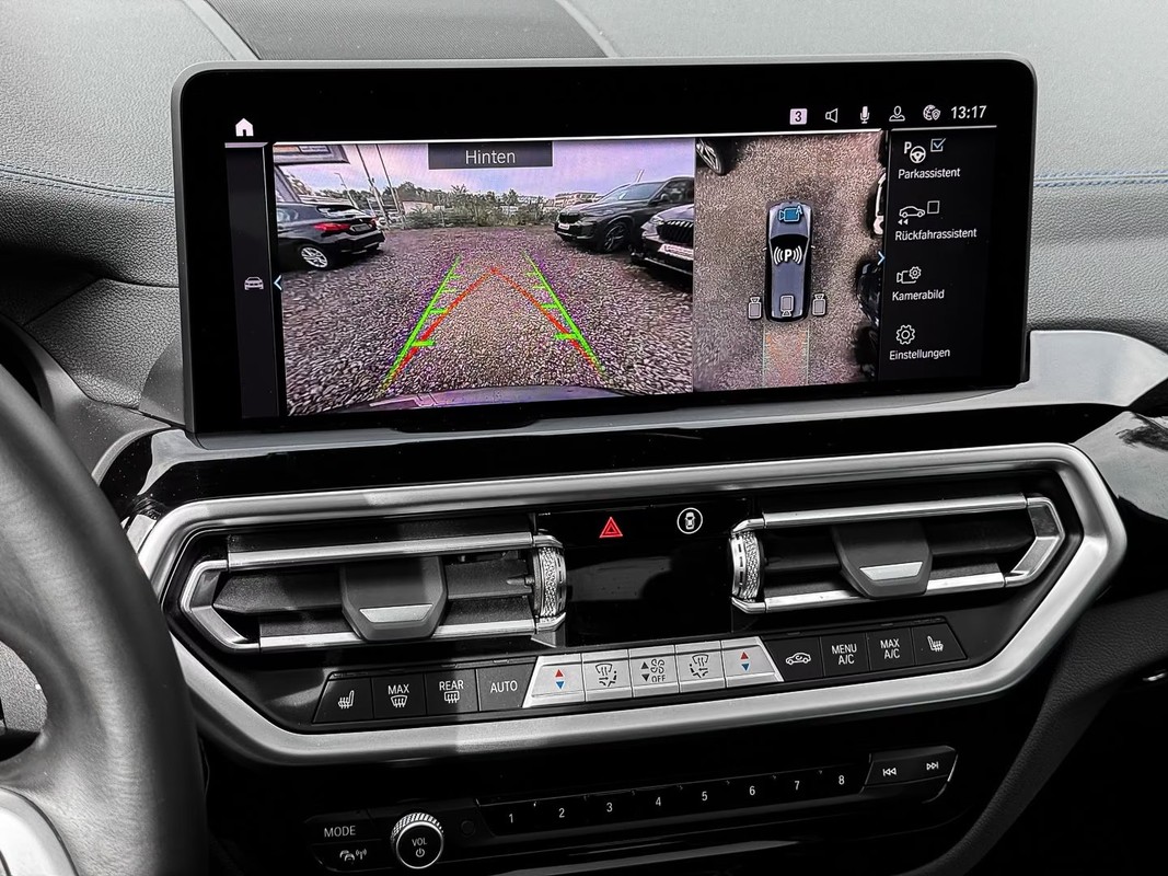 BMW iX3