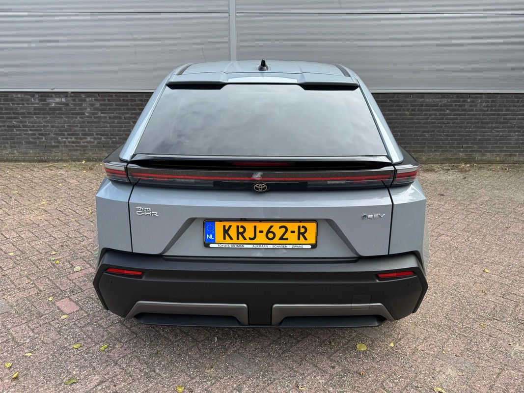 Toyota C-HR+