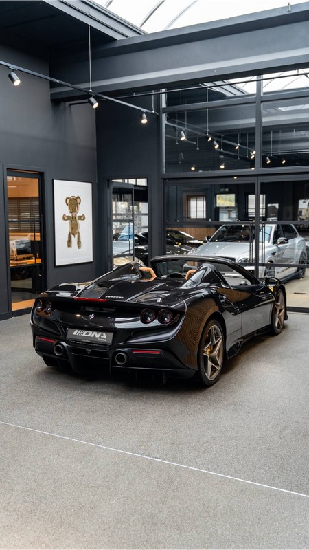 Ferrari F8 Spider