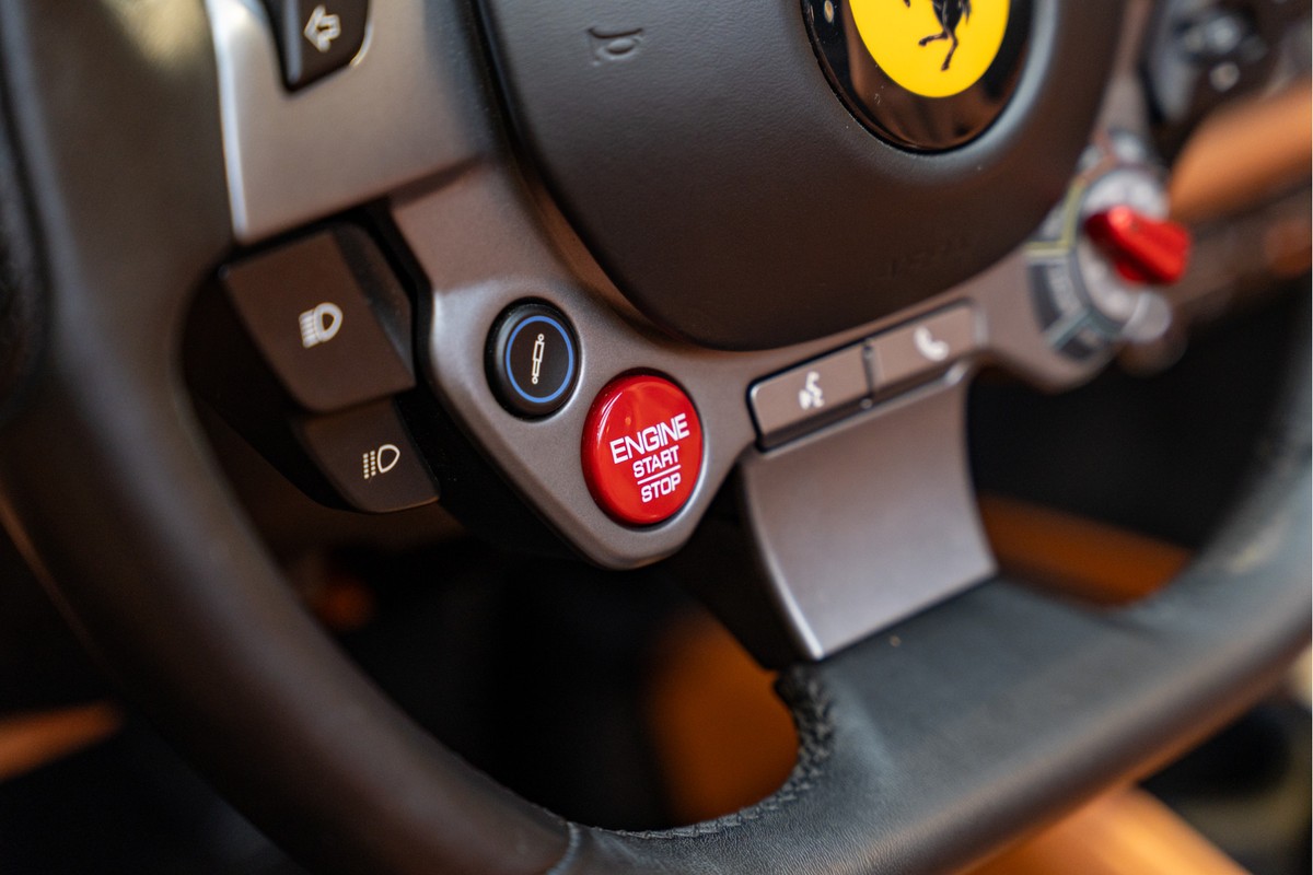 Ferrari F8 Spider