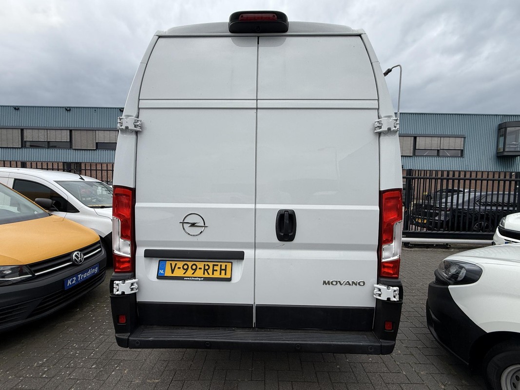 Opel Movano