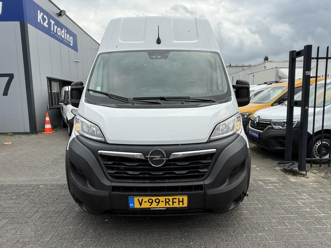 Opel Movano