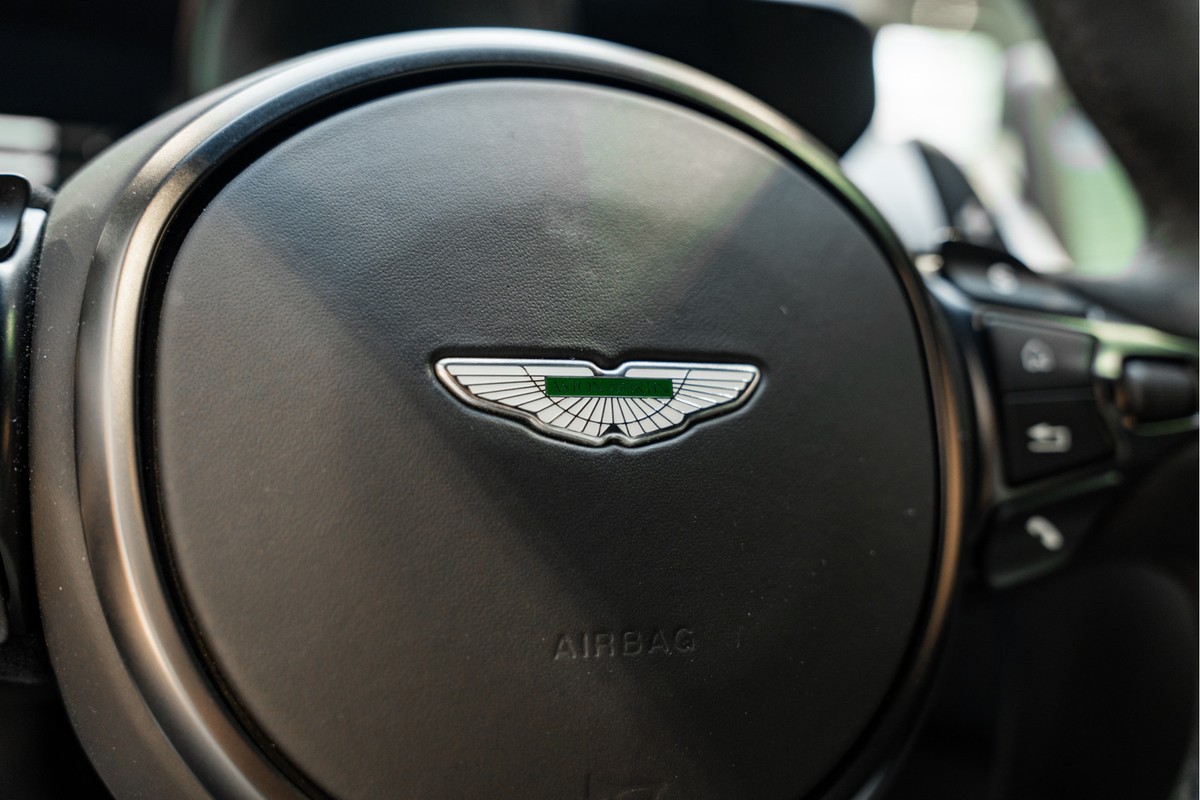 Aston Martin DBS