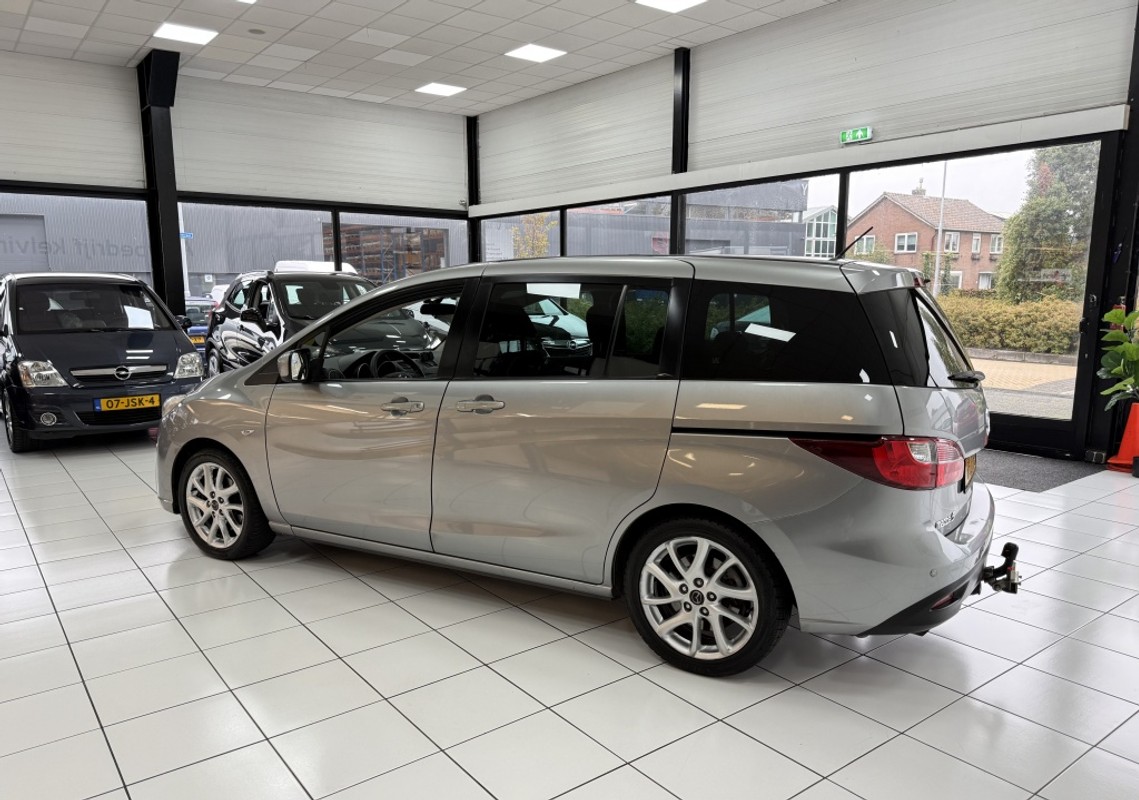 Mazda 5