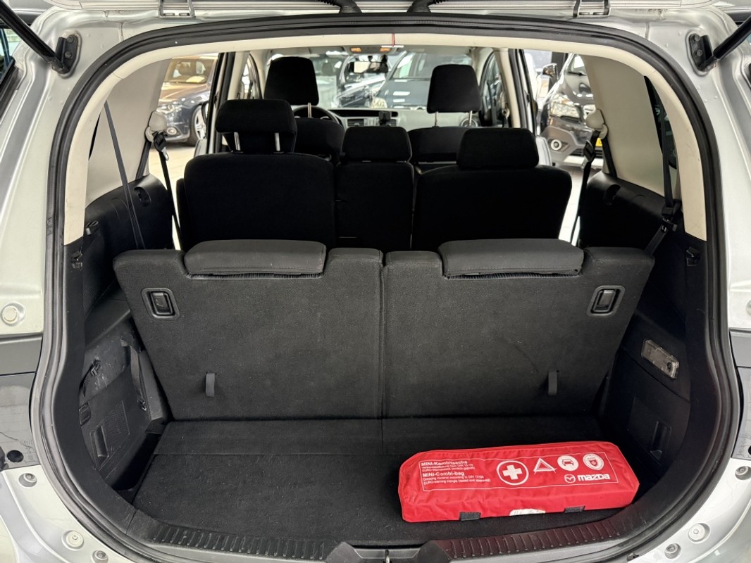 Mazda 5