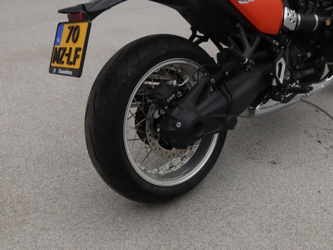 BMW R 12