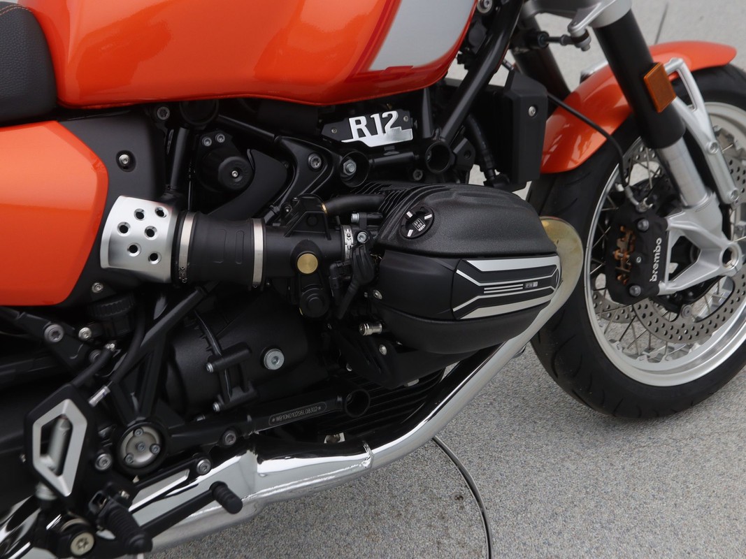 BMW R 12