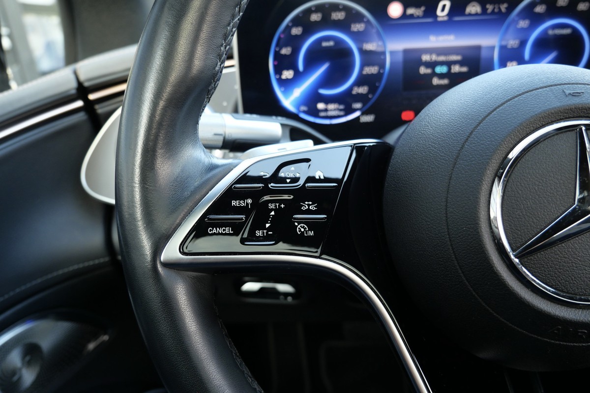 Mercedes-Benz EQS