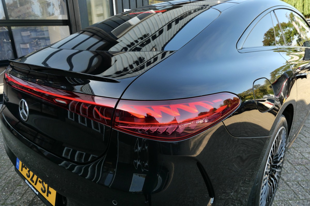 Mercedes-Benz EQS
