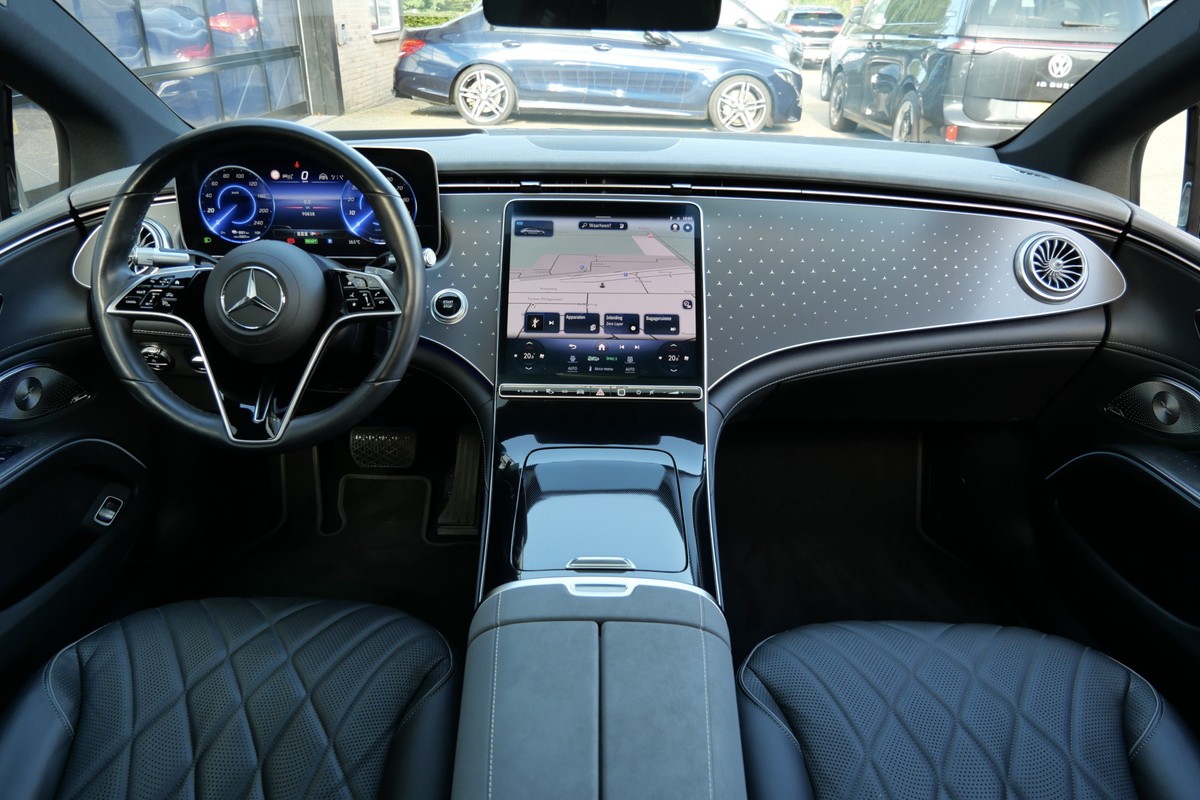 Mercedes-Benz EQS