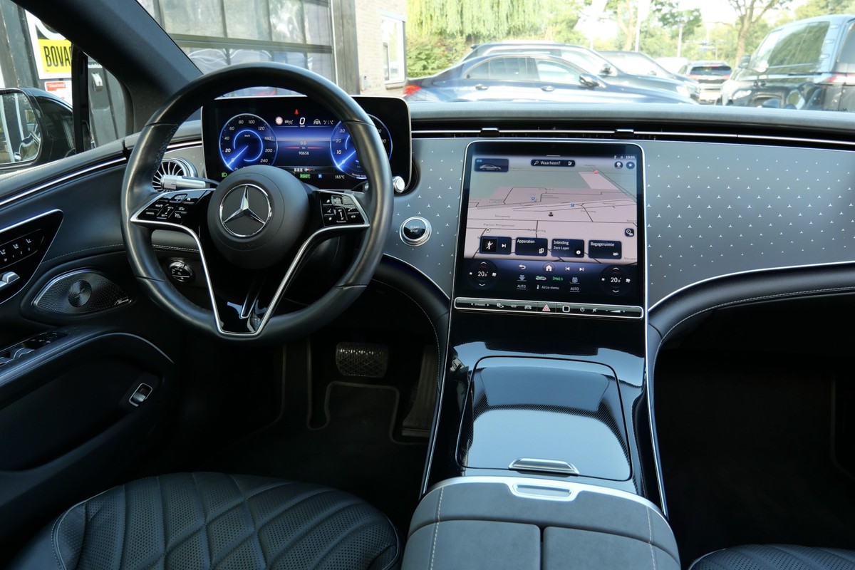 Mercedes-Benz EQS