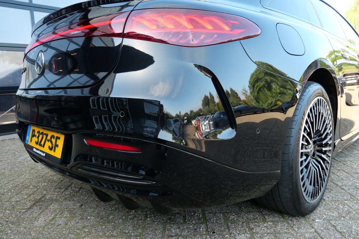 Mercedes-Benz EQS