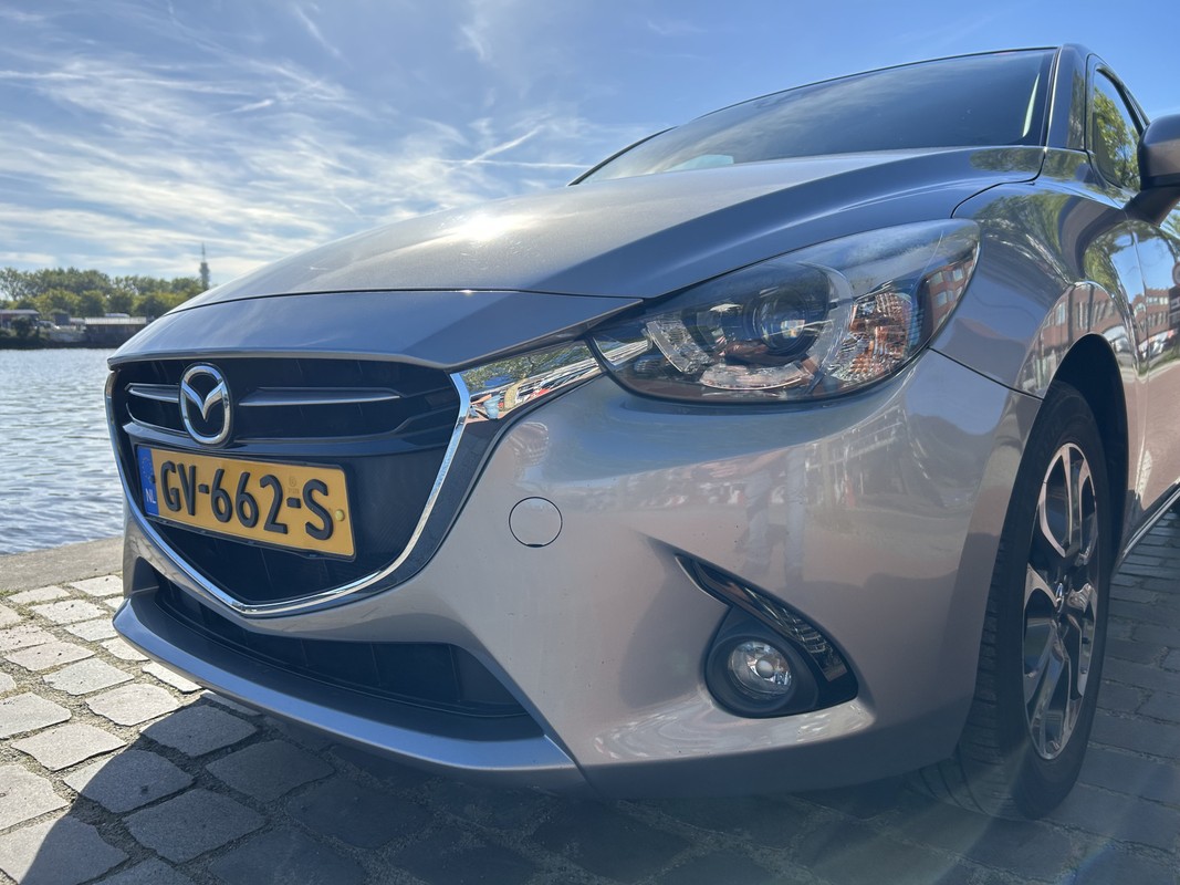 Mazda 2