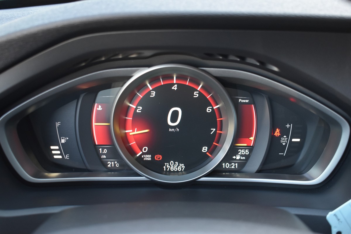 Volvo V40