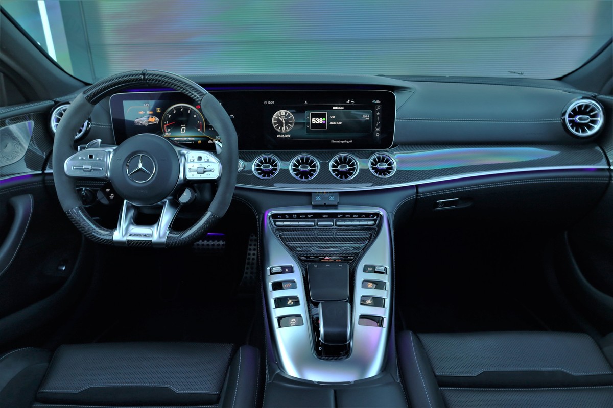 Mercedes-Benz GT