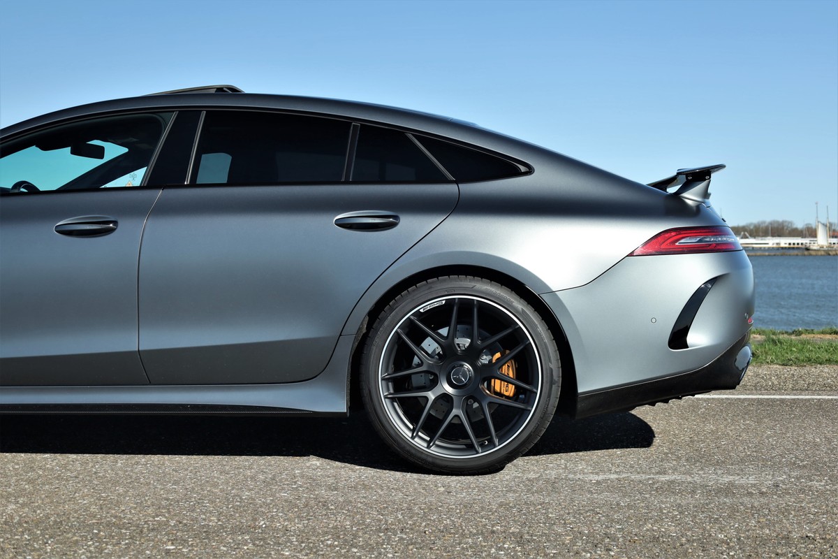 Mercedes-Benz GT