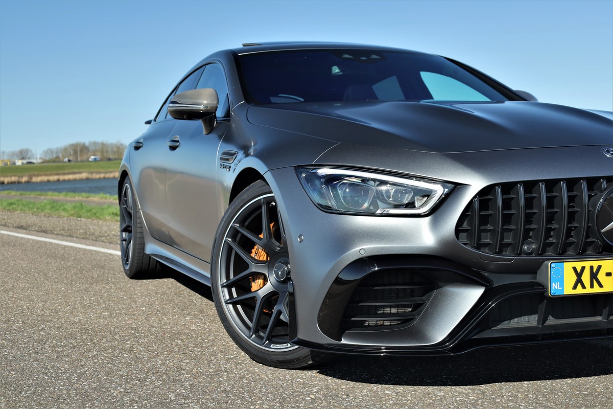 Mercedes-Benz GT