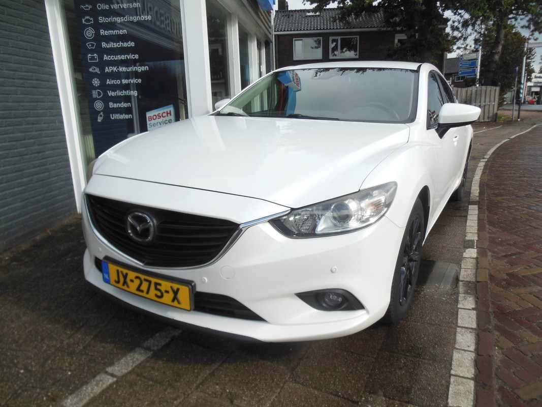 Mazda 6