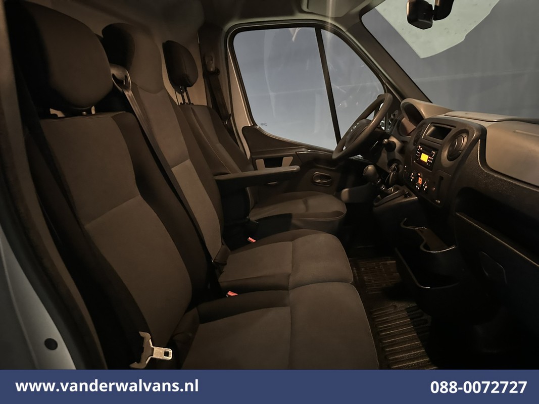 Nissan NV400
