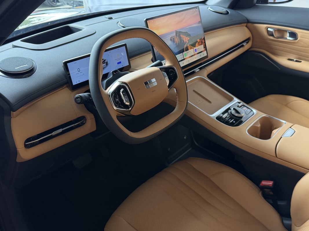 Geely Starray EM-i