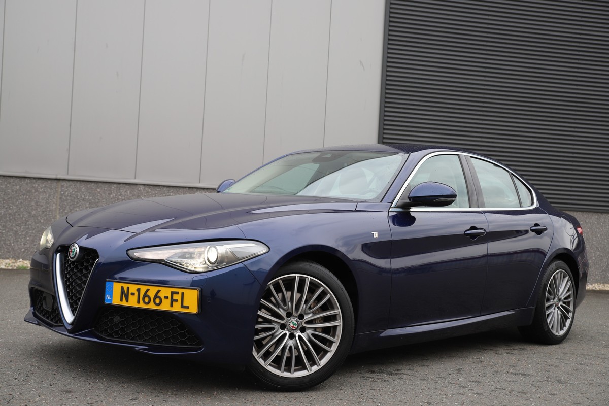 Alfa Romeo Giulia